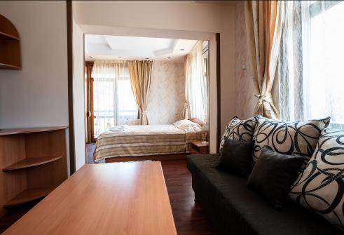 Раѝ Hotel Hisarya Exterior photo